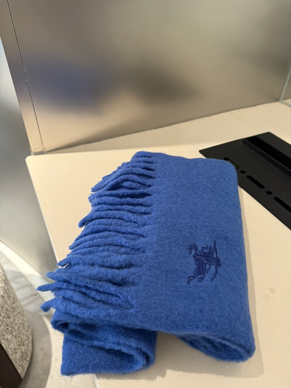 ブランドマフラー背面デザイン